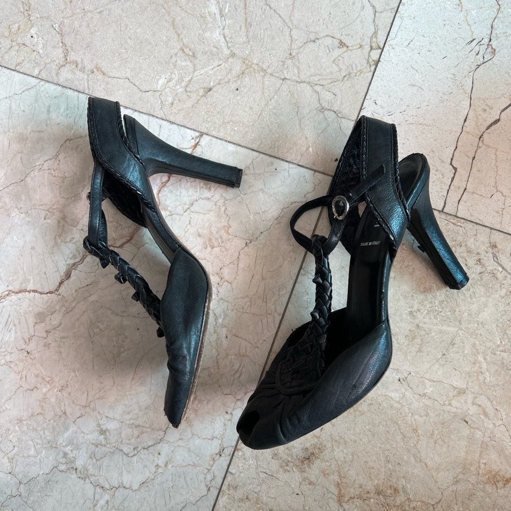 Fendi Black Leather Sandal - Picture 4 of 16